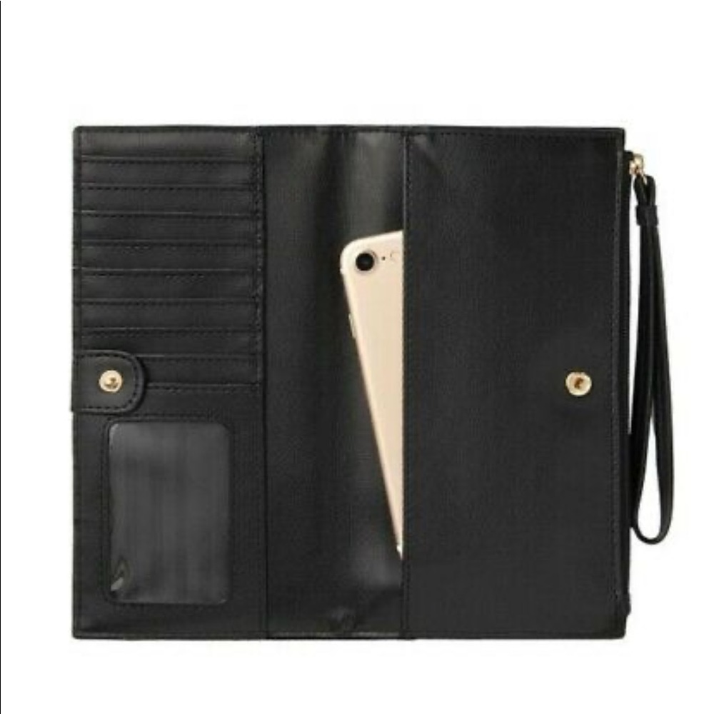 VICTORIA’S SECRET WRISTLET - Picture 3 of 8